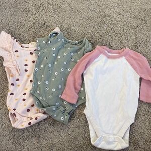 0-3 months onesie bundle